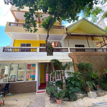 Vicente Aguirre Rooms Boracay Island Bagian luar foto