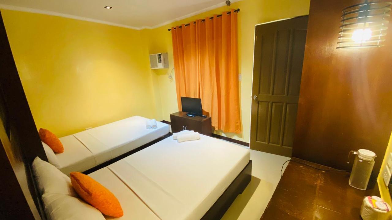 Vicente Aguirre Rooms Boracay Island Bagian luar foto