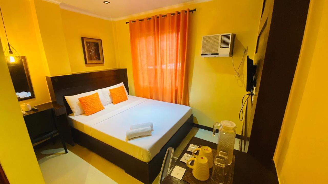 Vicente Aguirre Rooms Boracay Island Bagian luar foto
